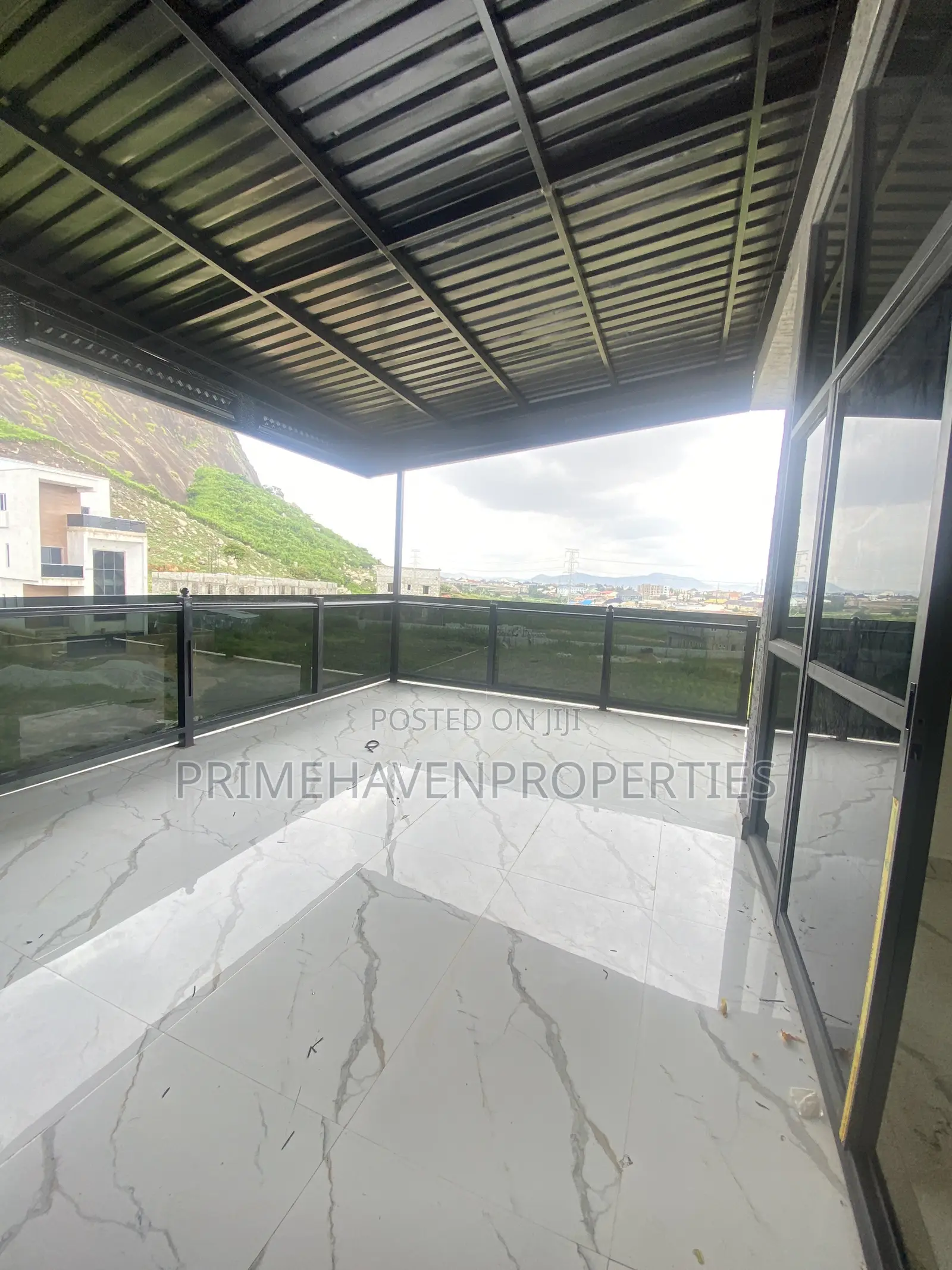 4bdrm Duplex in Kubwa for sale
