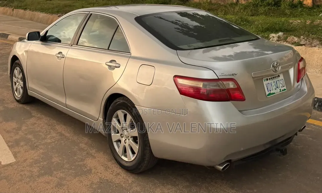 Toyota Camry 2008 Silver