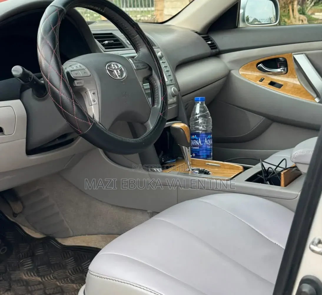 Toyota Camry 2008 Silver