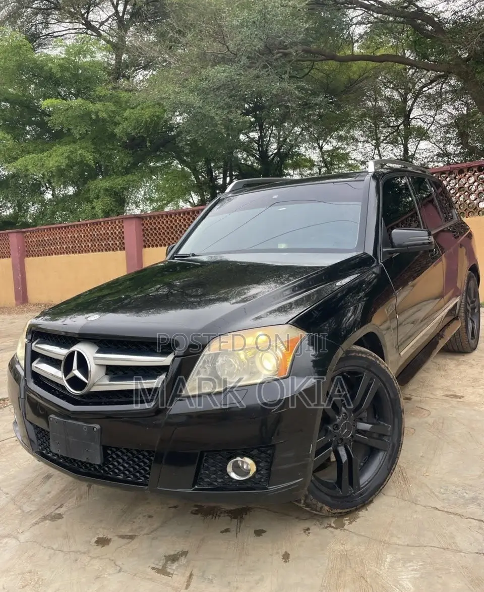 Mercedes-Benz GLK-Class 2011 Black