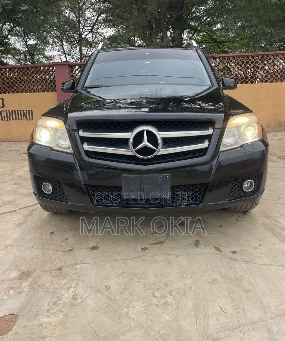 Mercedes-Benz GLK-Class 2011 Black