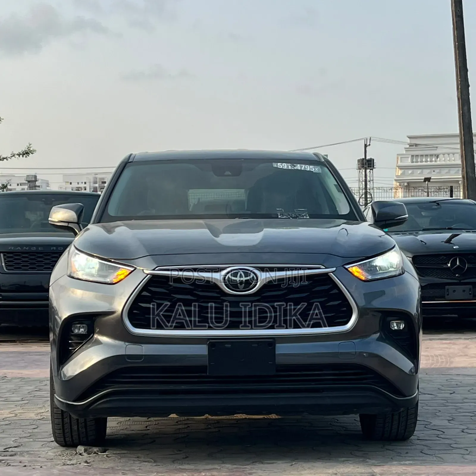 Toyota Highlander LE AWD 2020 Gray