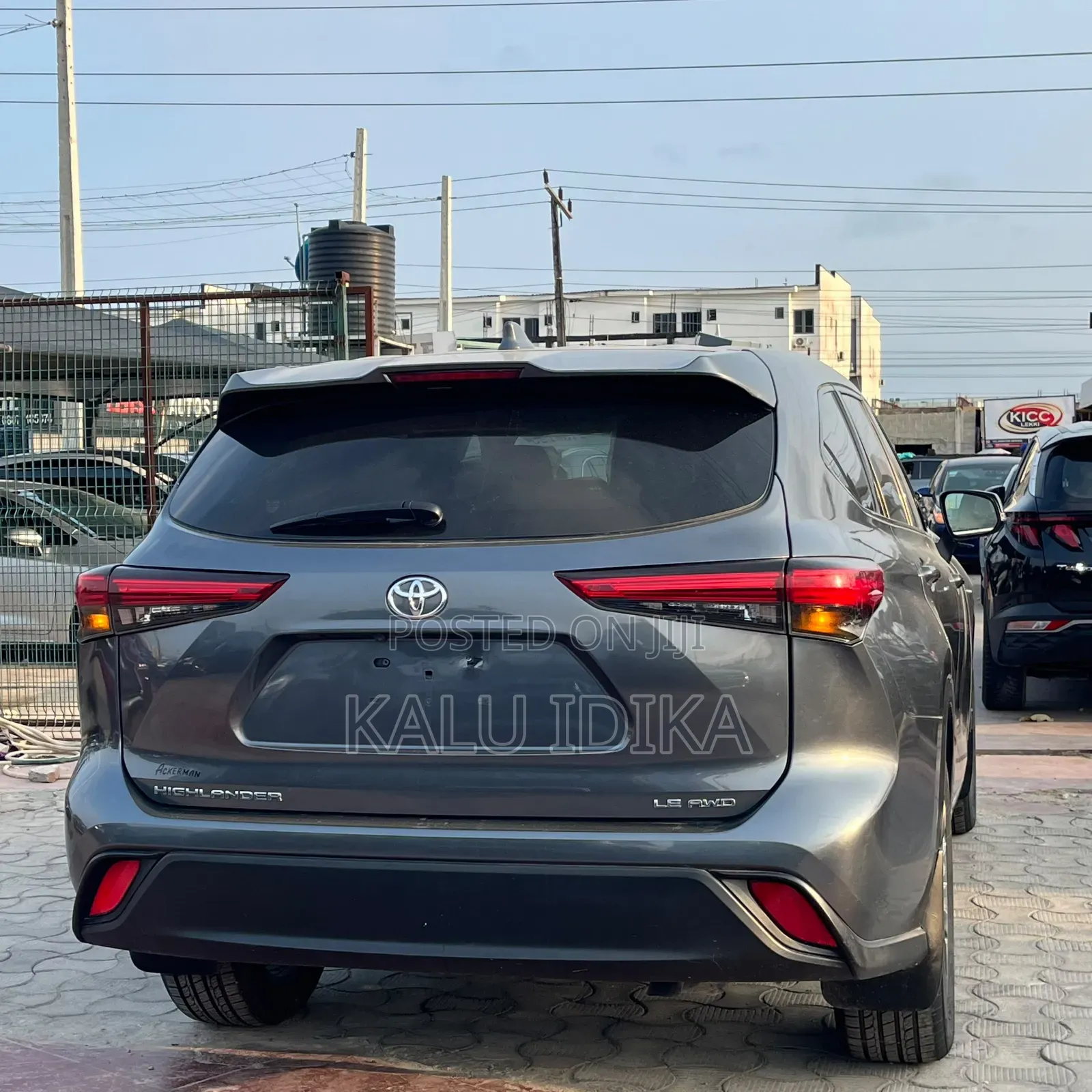 Toyota Highlander LE AWD 2020 Gray