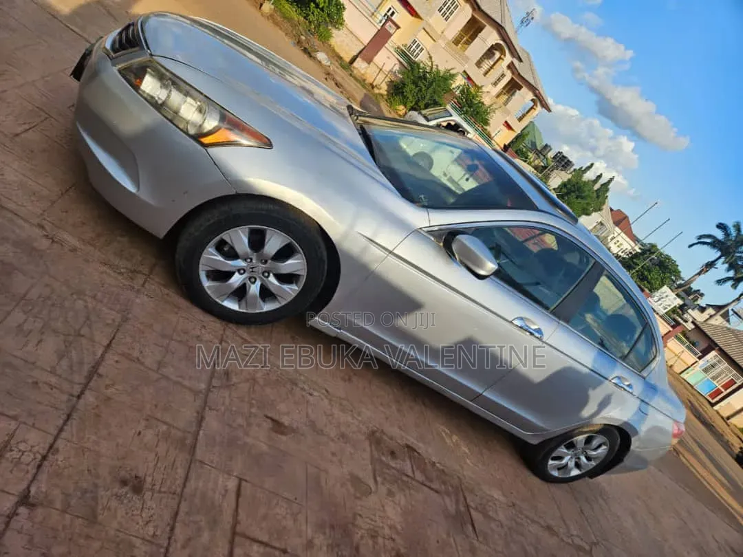 Honda Accord 2008 Silver