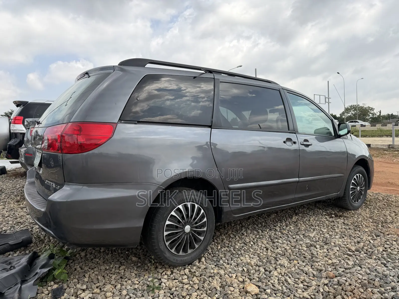 Toyota Sienna LE 2008 Gray