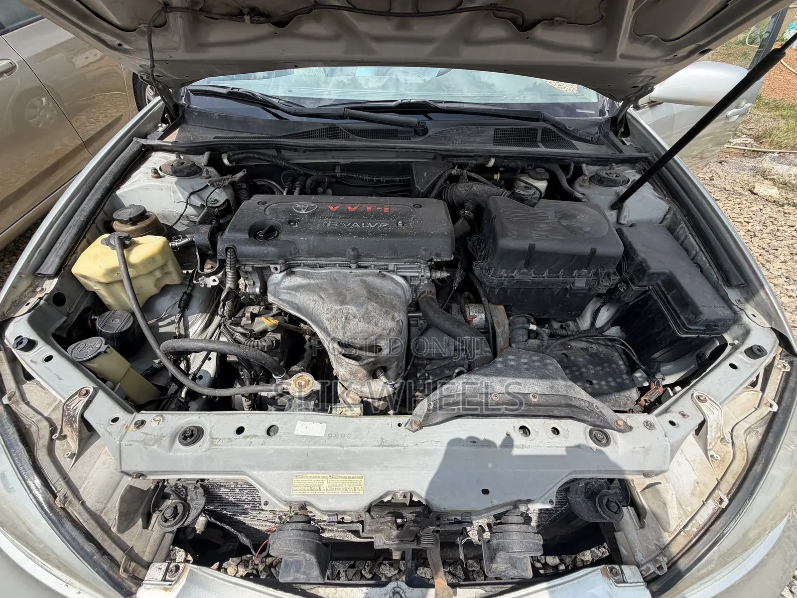 Toyota Camry LE 4dr Sedan (2.4L 4cyl 5A) 2005 Silver