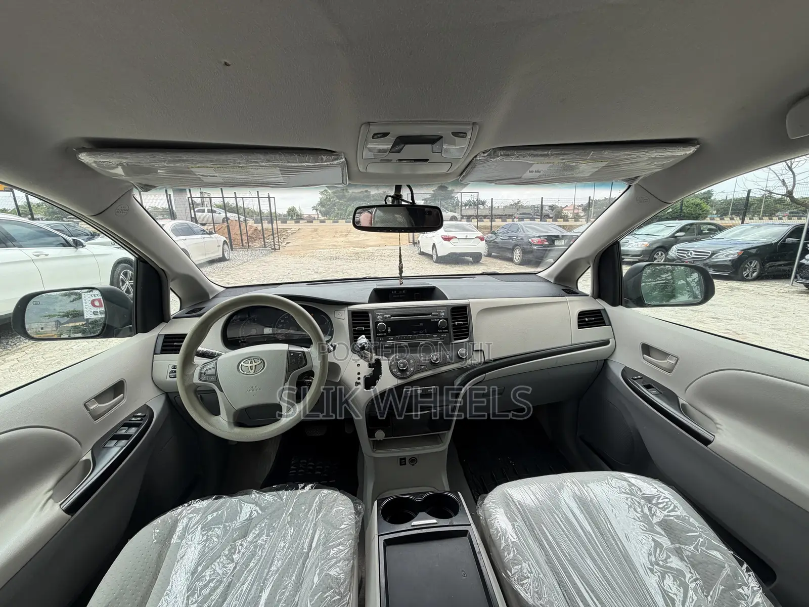 Toyota Sienna LE 7 Passenger 2010 Red