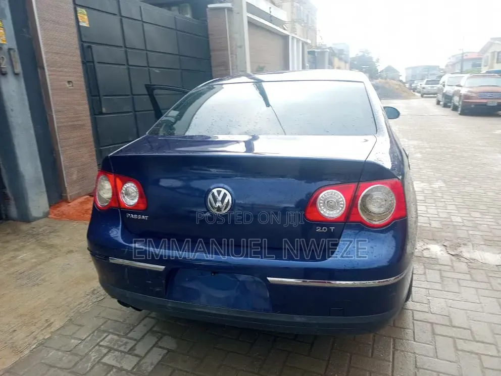 Volkswagen Passat 2.0 2008 Blue