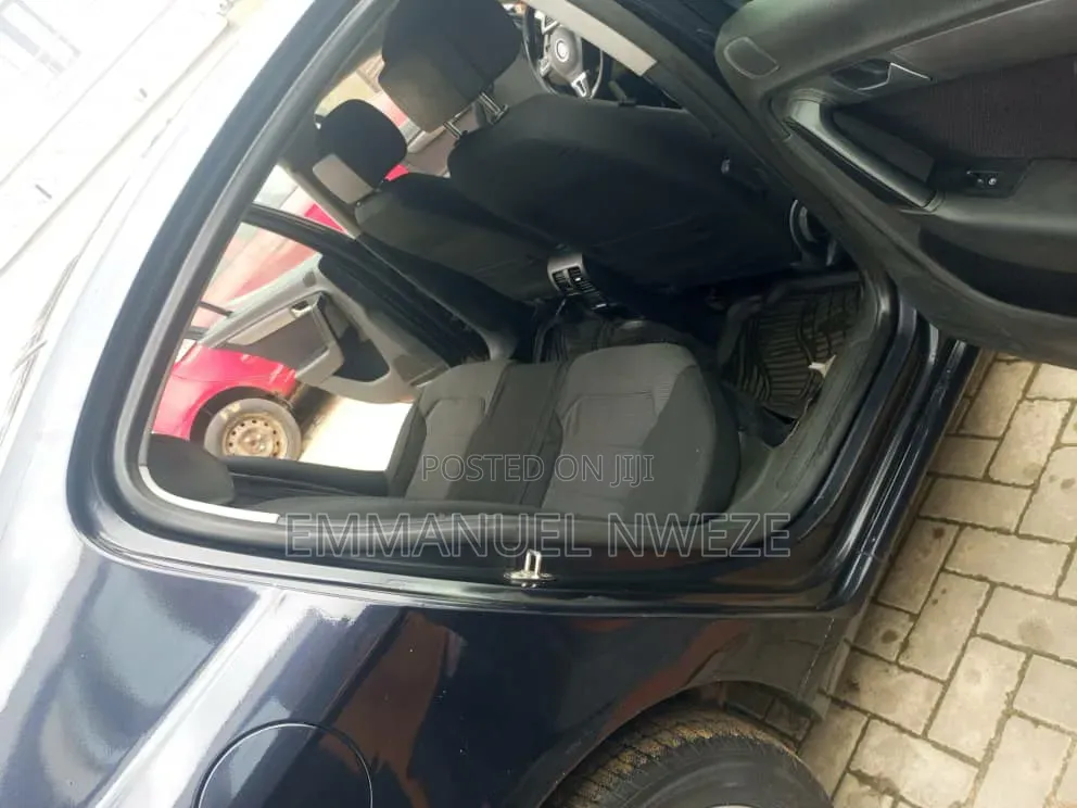 Volkswagen Passat 2014 Black