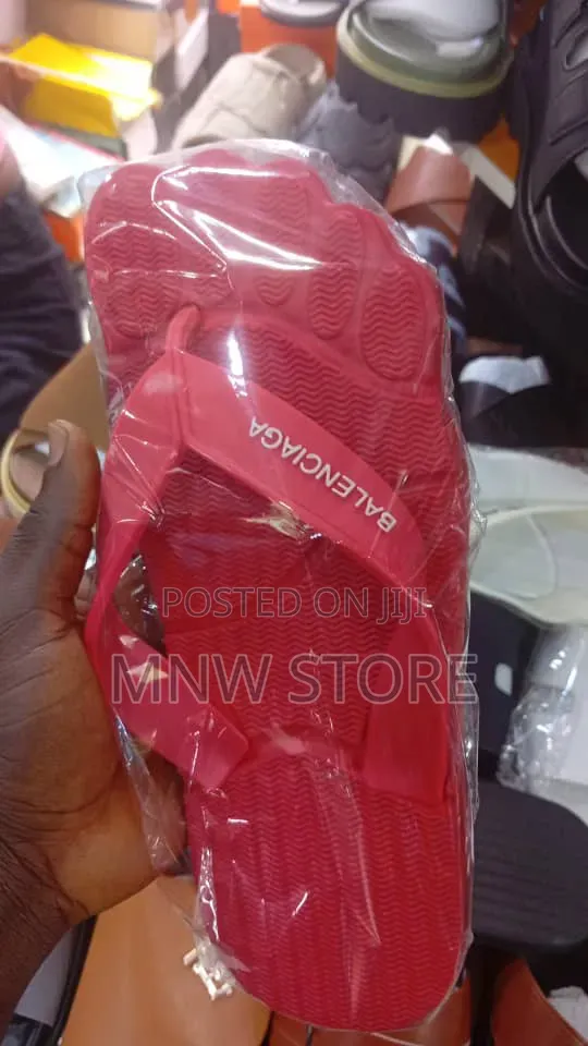 Premium Balenciaga Toe Flip Flops