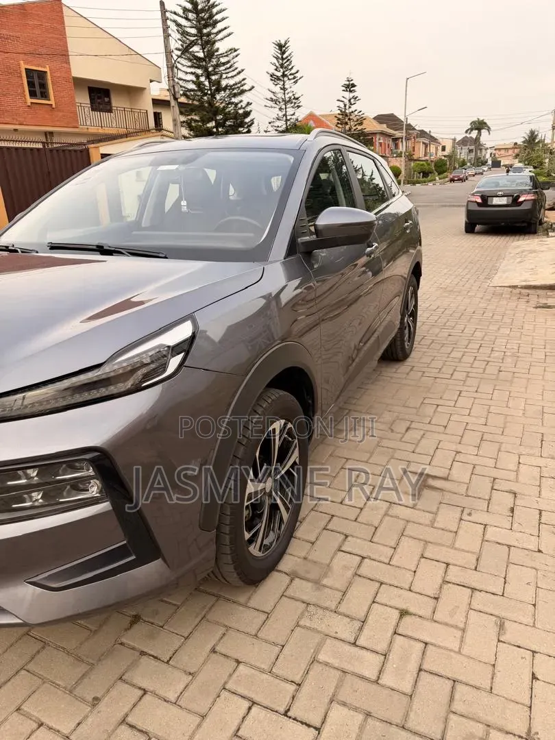 JAC JS3 1.6 FWD 2022 Gray