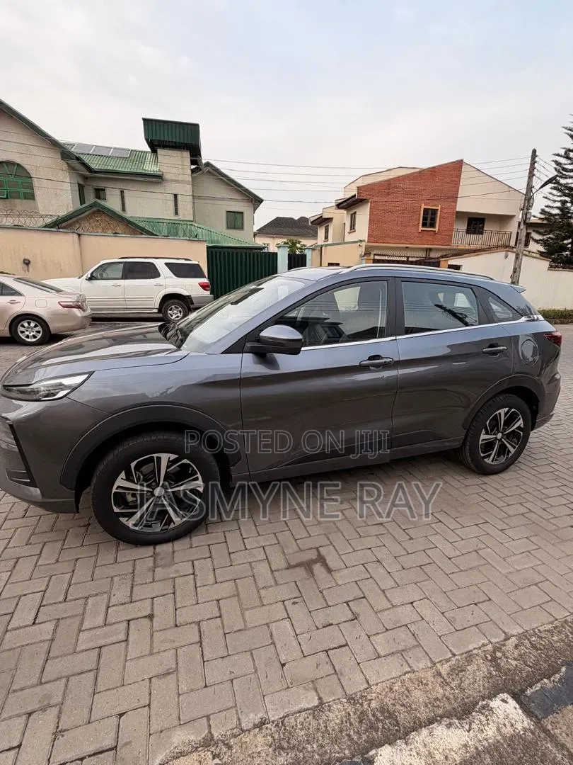 JAC JS3 1.6 FWD 2022 Gray