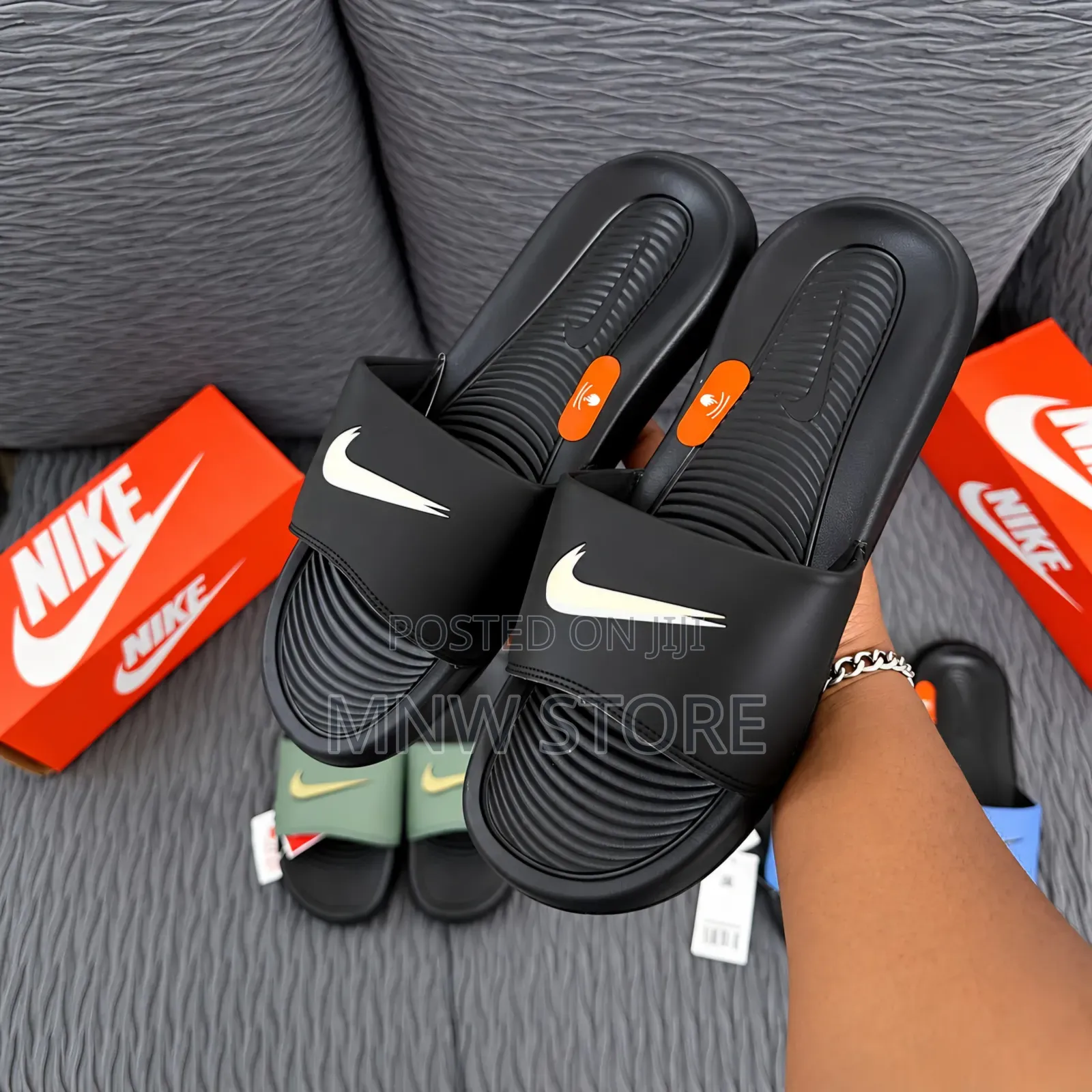 Original Nike Victori Slides 1