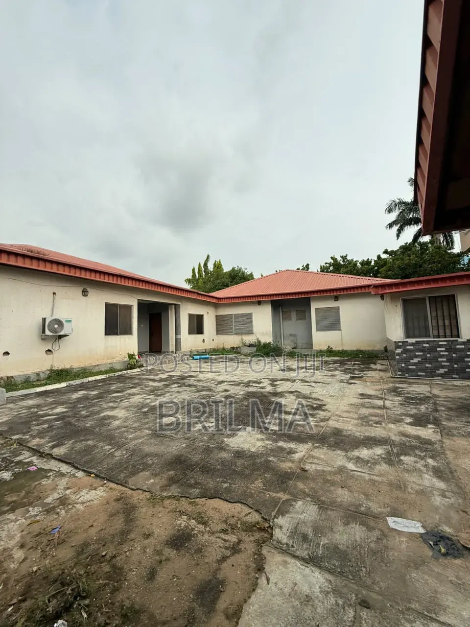 763 SQM of Multipurpose Land in Wuse 2 for Sale