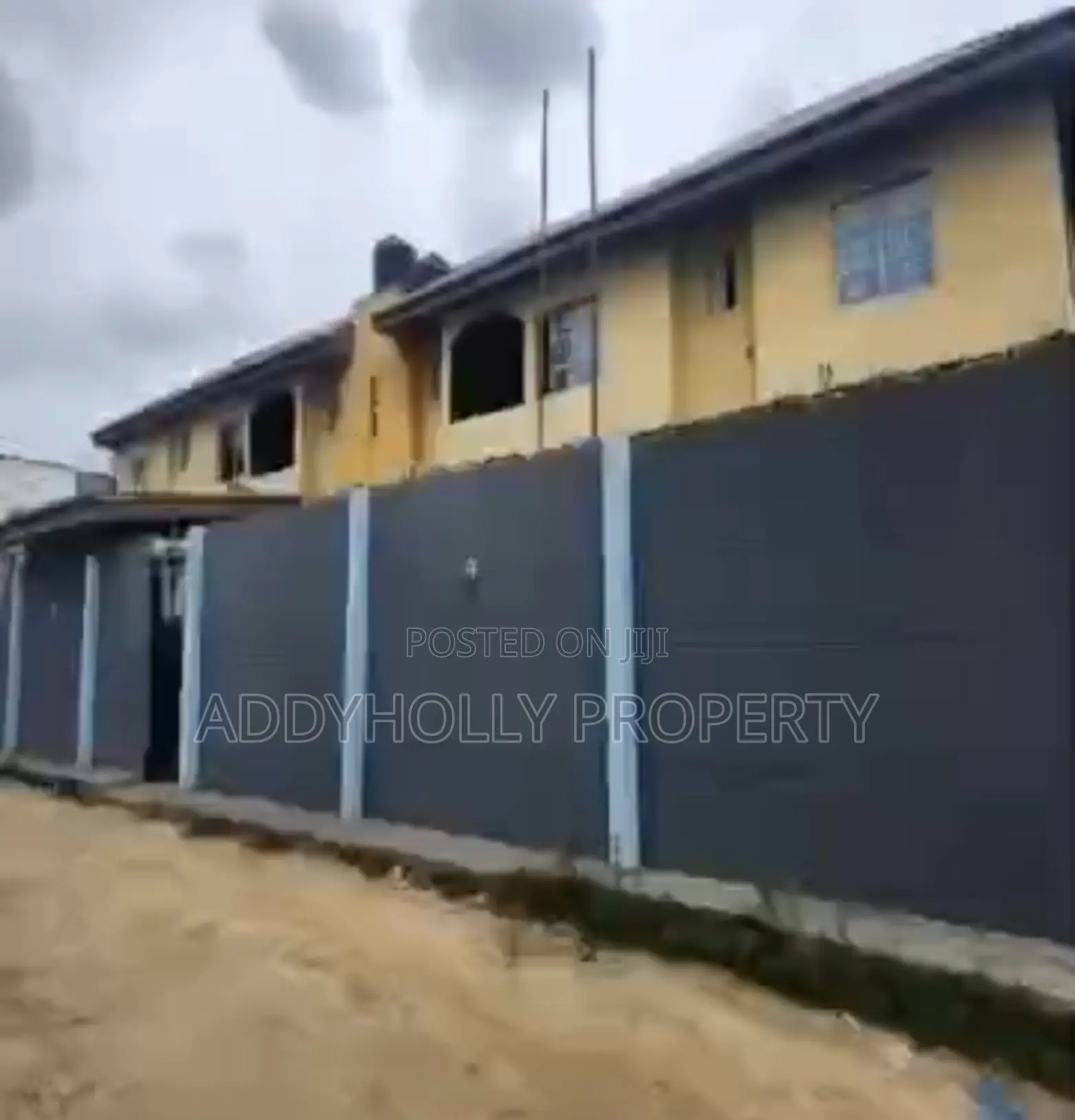12bdrm Apartment in Igbogbo for sale