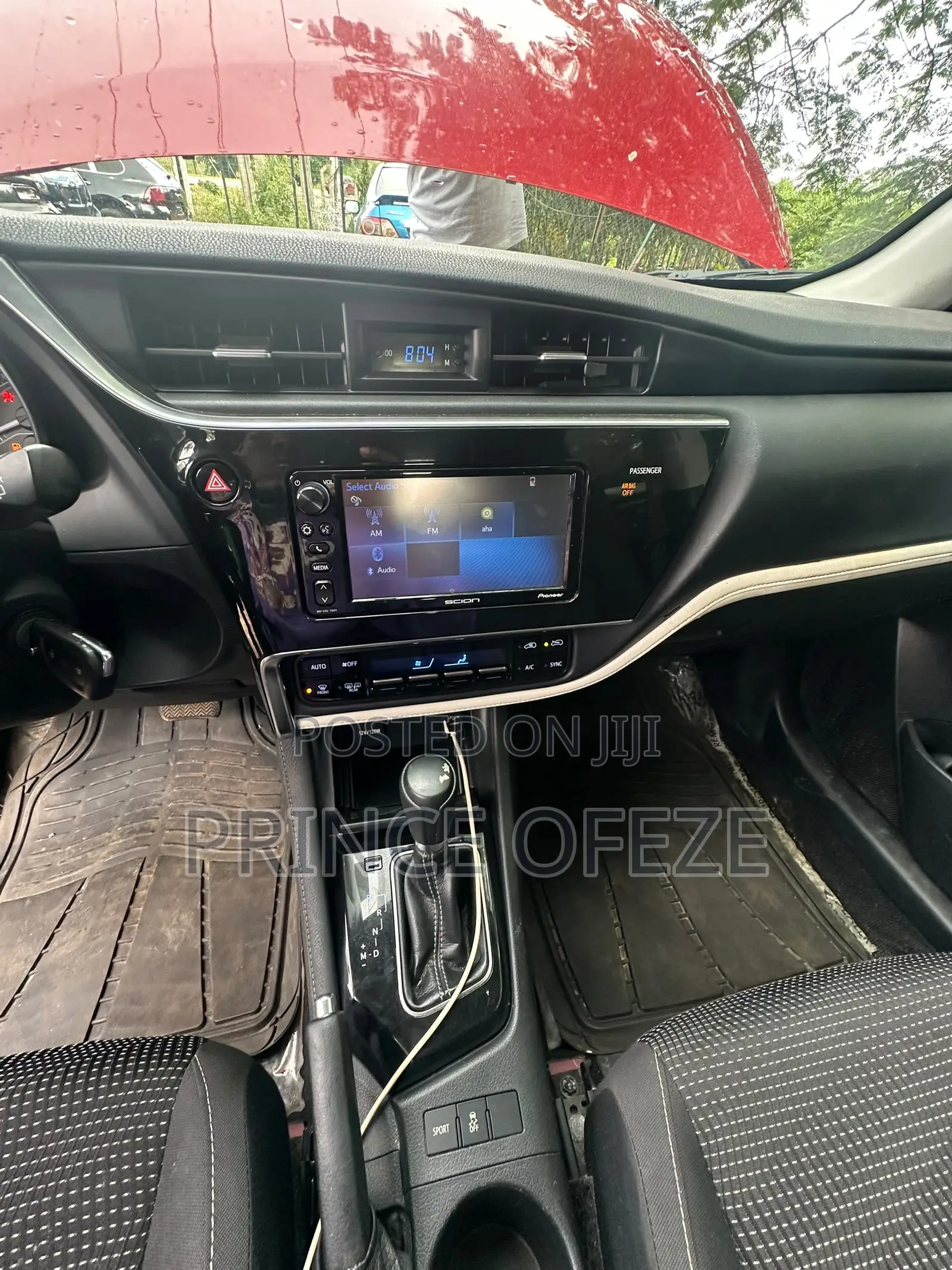 Toyota Corolla 2015 Red