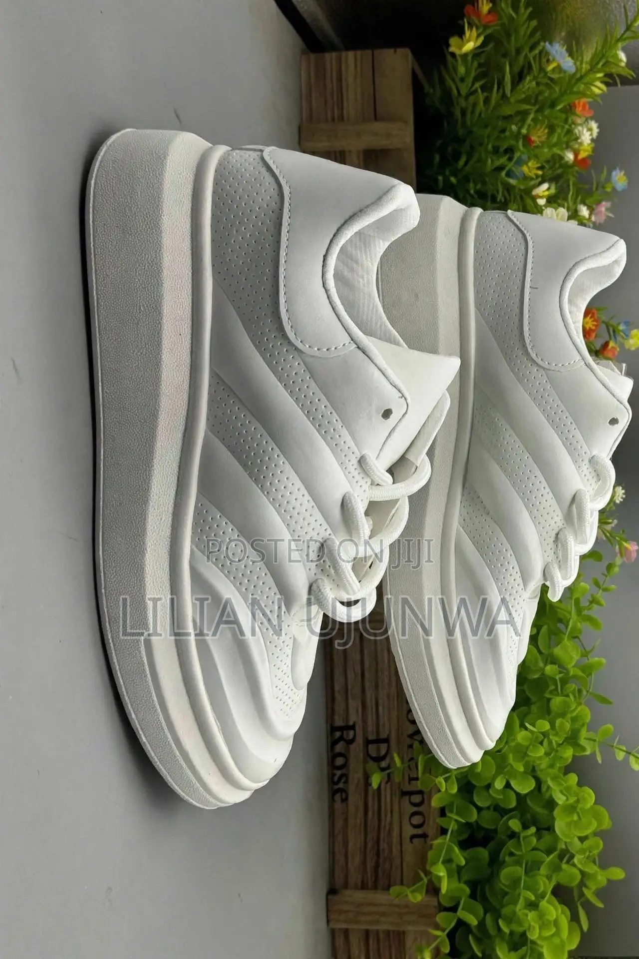 White Chunky Platform Sneakers - Size 44 & 45 (Fits 42 ~ 44) - Unisex