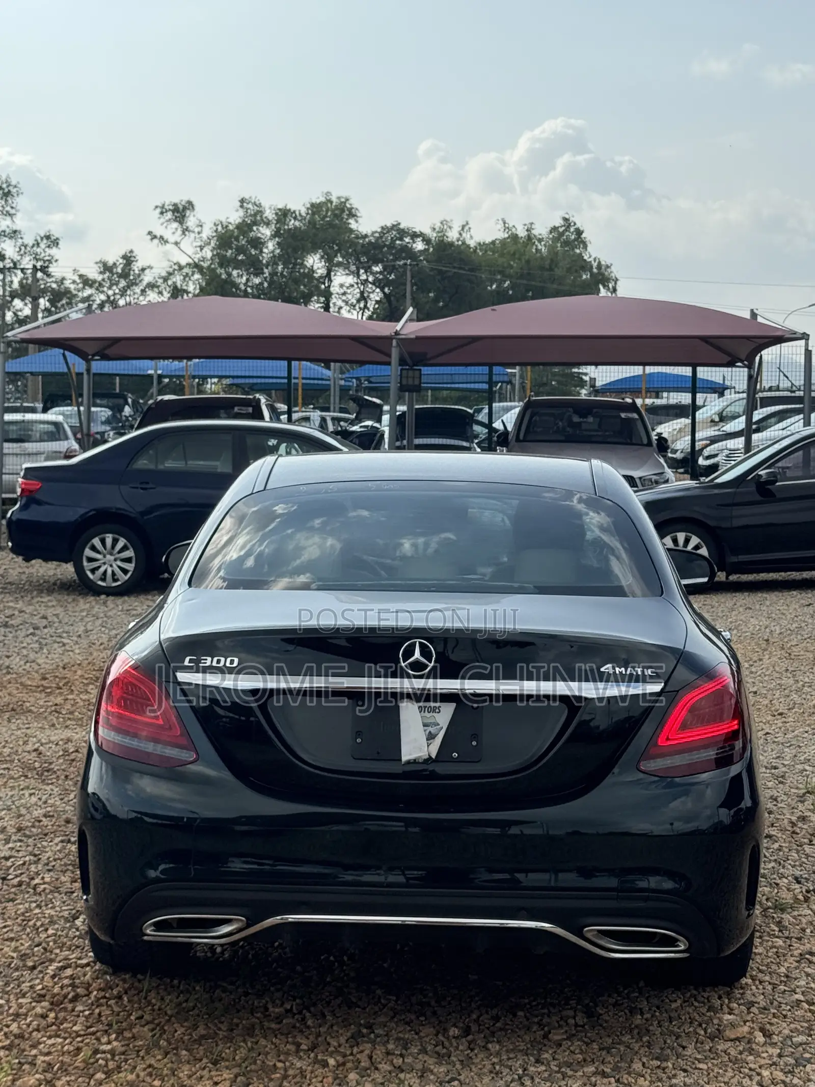 Mercedes-Benz C300 2019 Blue