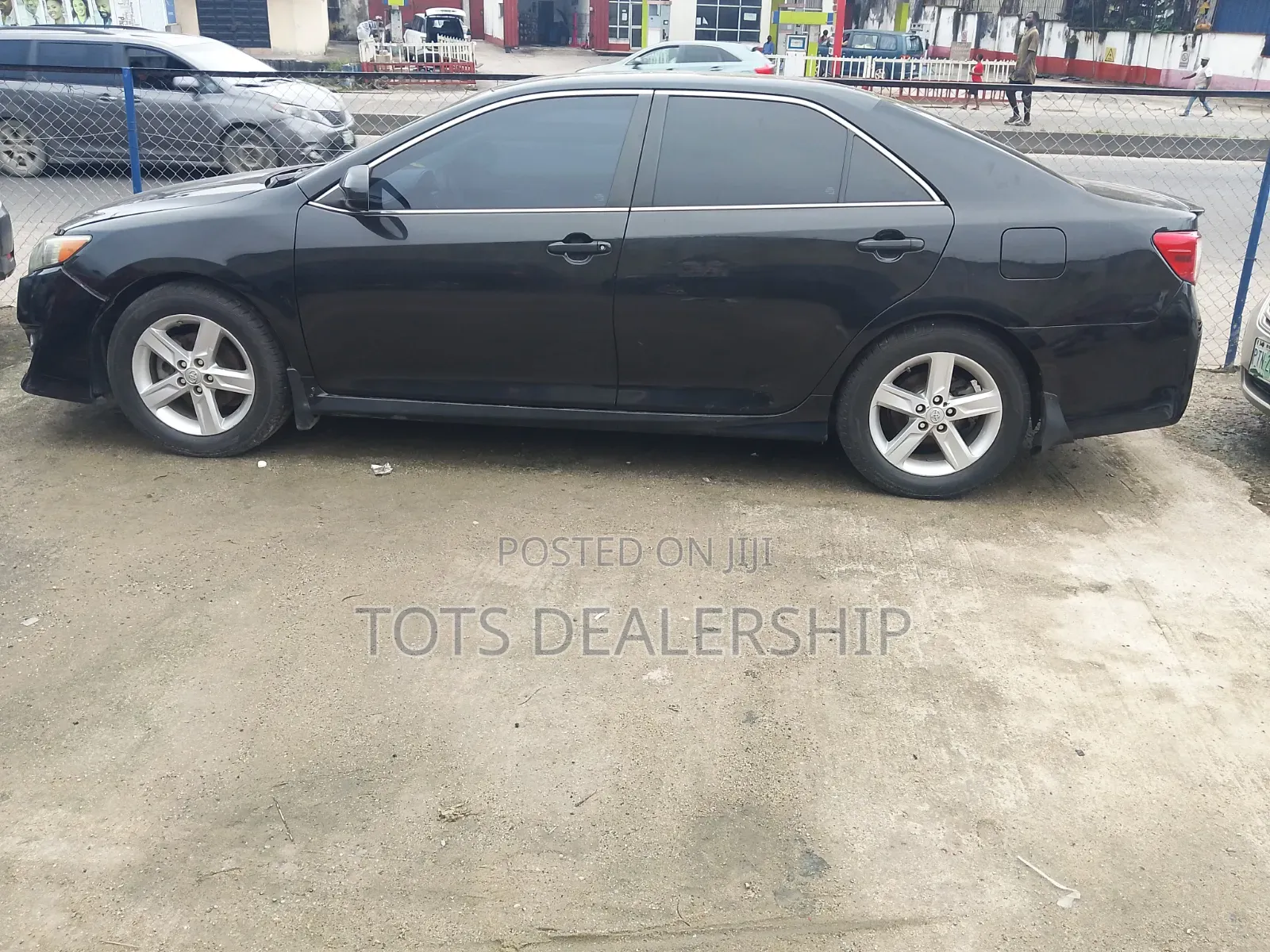 Toyota Camry SE 4dr Sedan (2.5L 4cyl 6A) 2013 Black