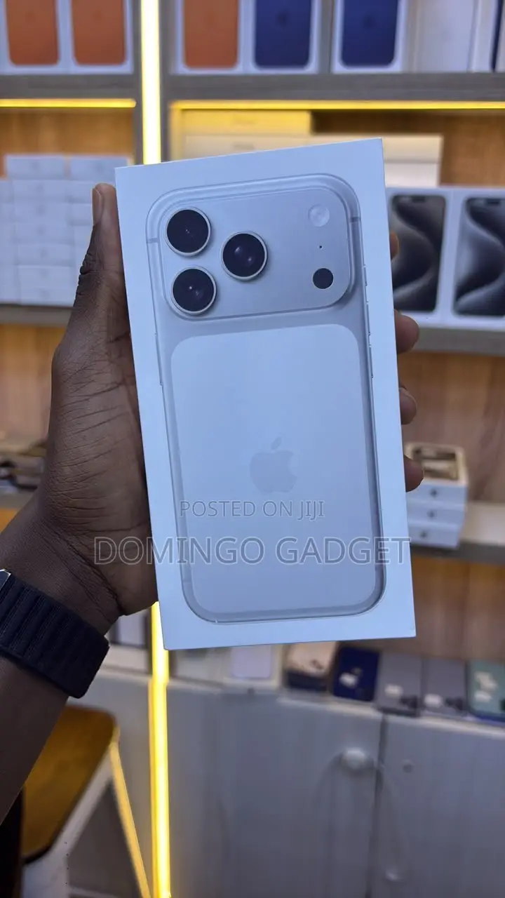 New Apple iPhone 17 Pro 256 GB White