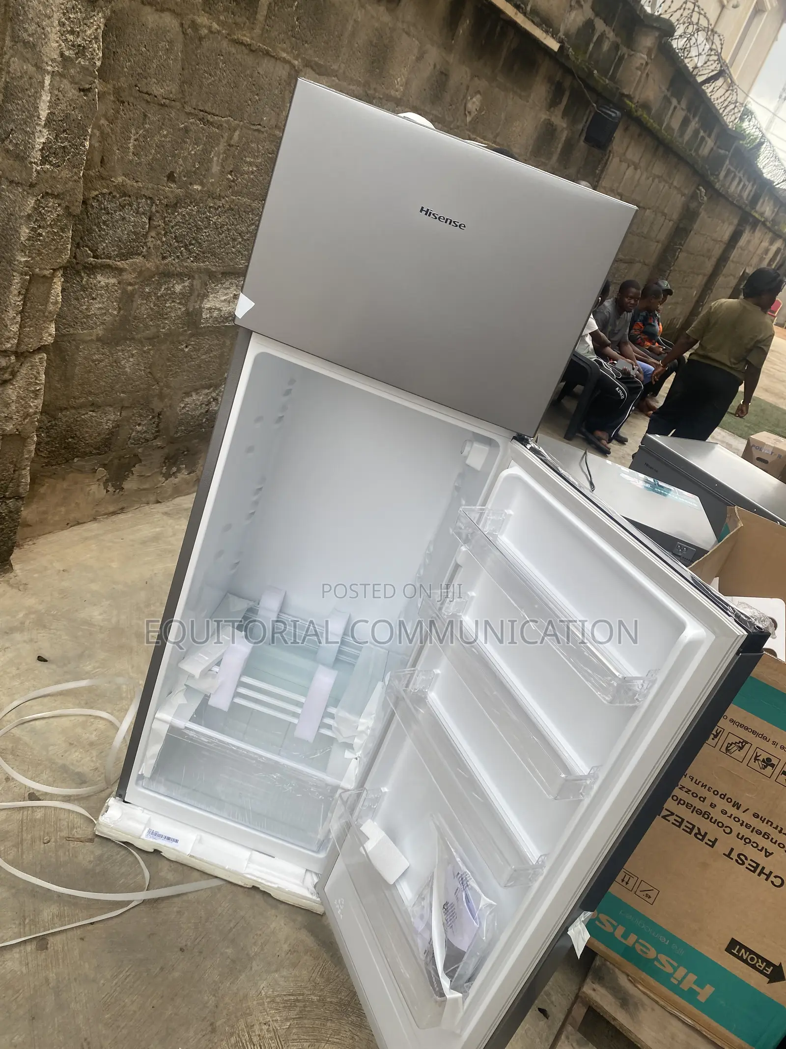 Hisense REF240DR 240L Convenient Kitchen Fridge