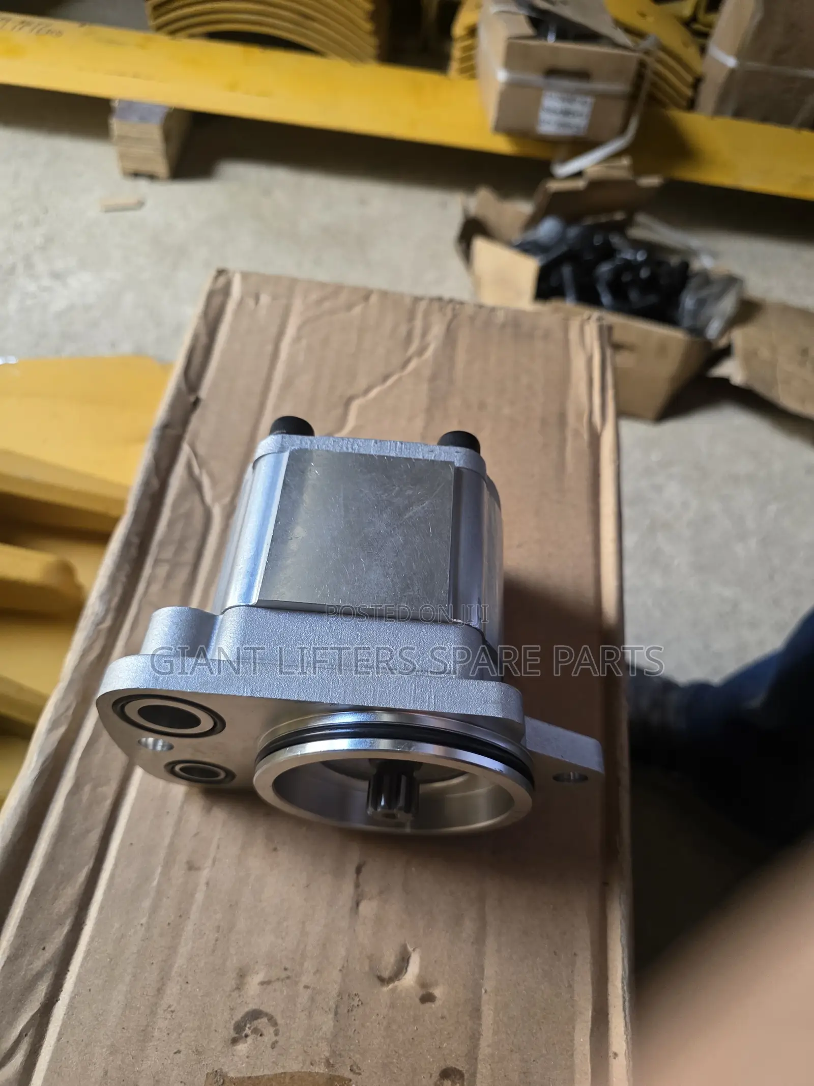 330b Pilot / Charging Pump – 9 Teeth