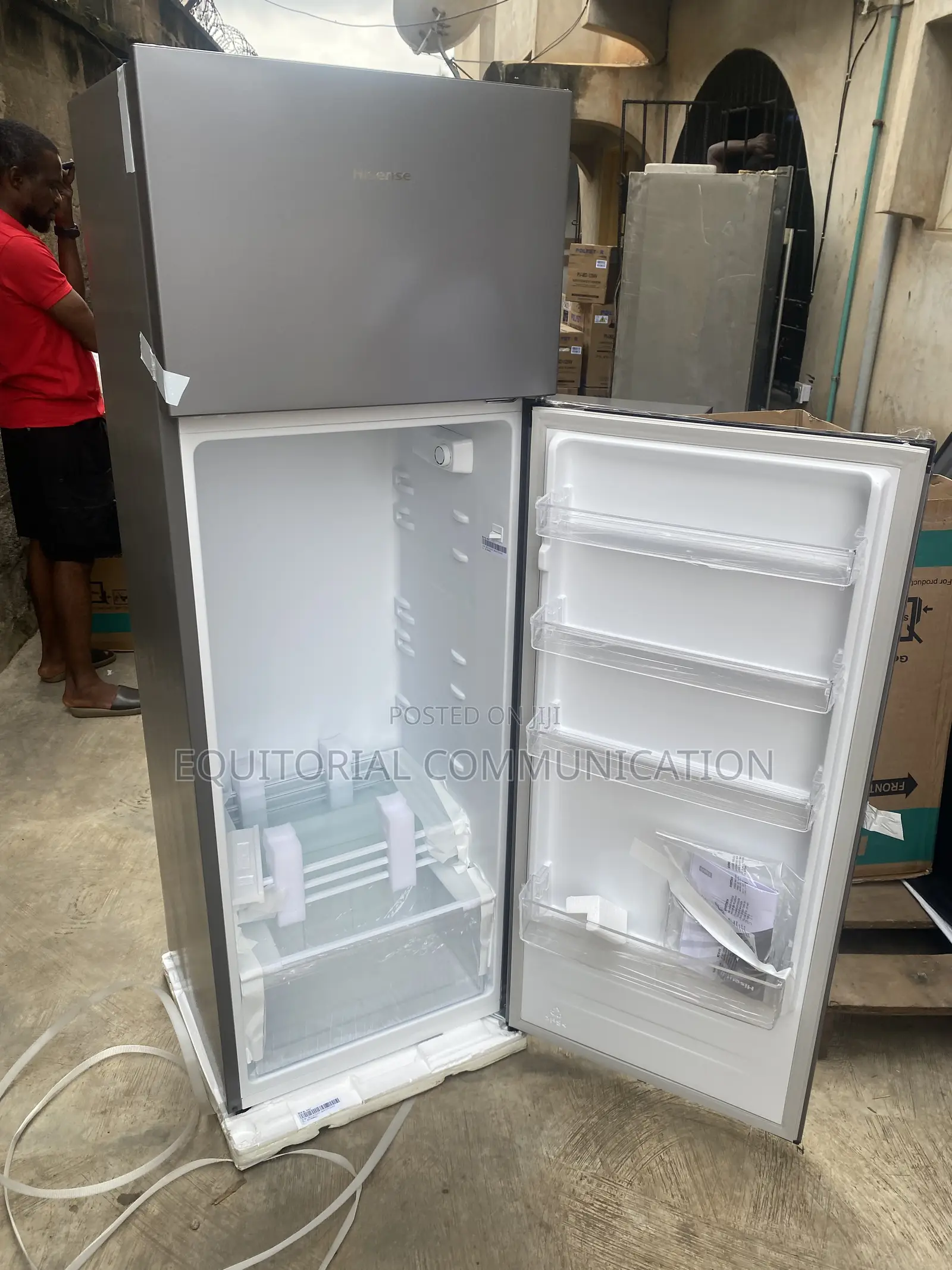 Hisense REF240DR 240L Everyday Kitchen Refrigerator