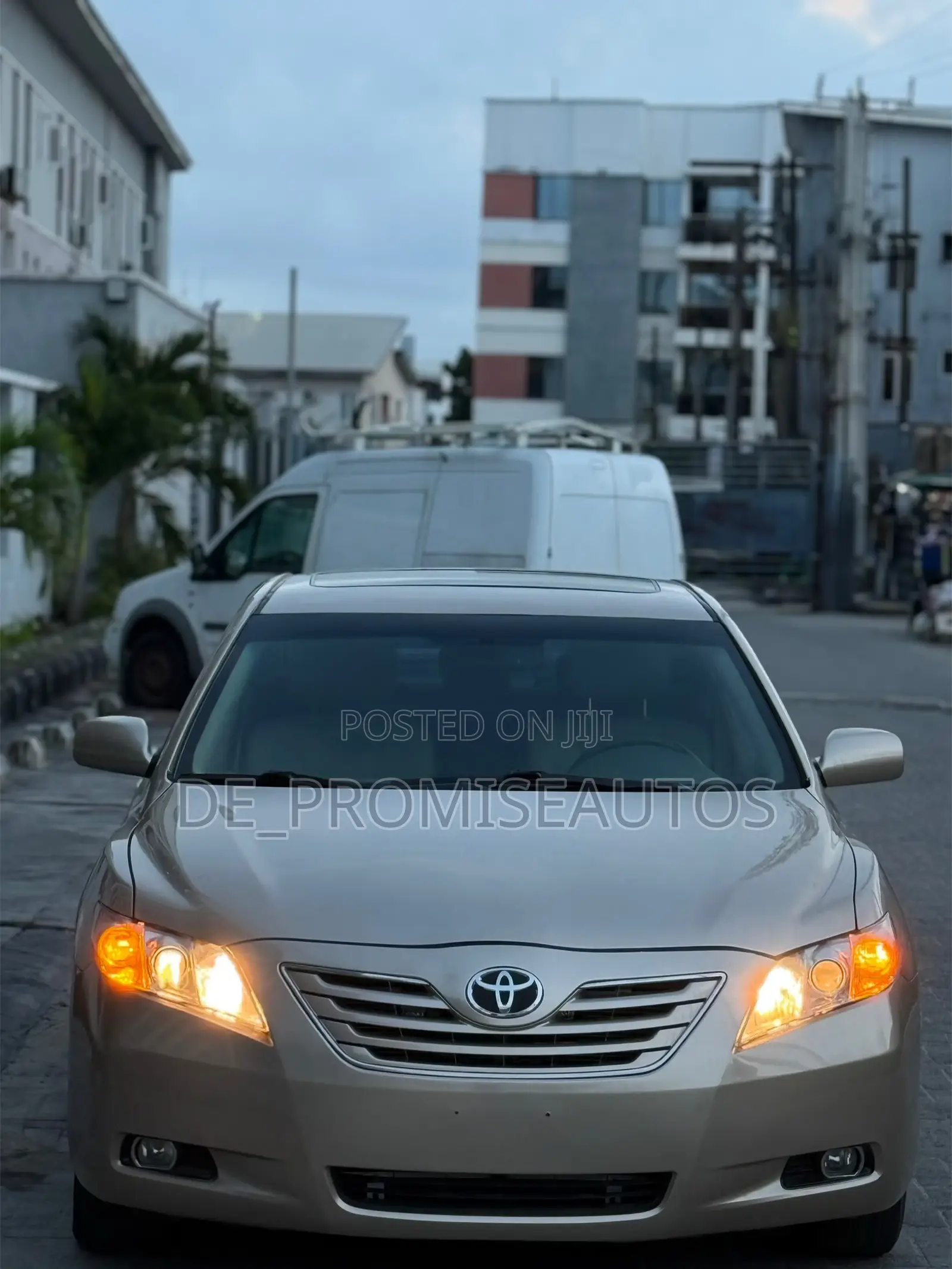 Toyota Camry LE V6 4dr Sedan (3.5L 6cyl 6AM) 2007 Gold