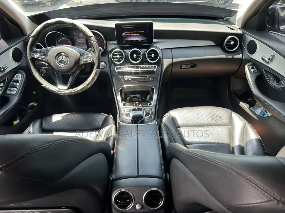 Mercedes-Benz C300 2016 Black