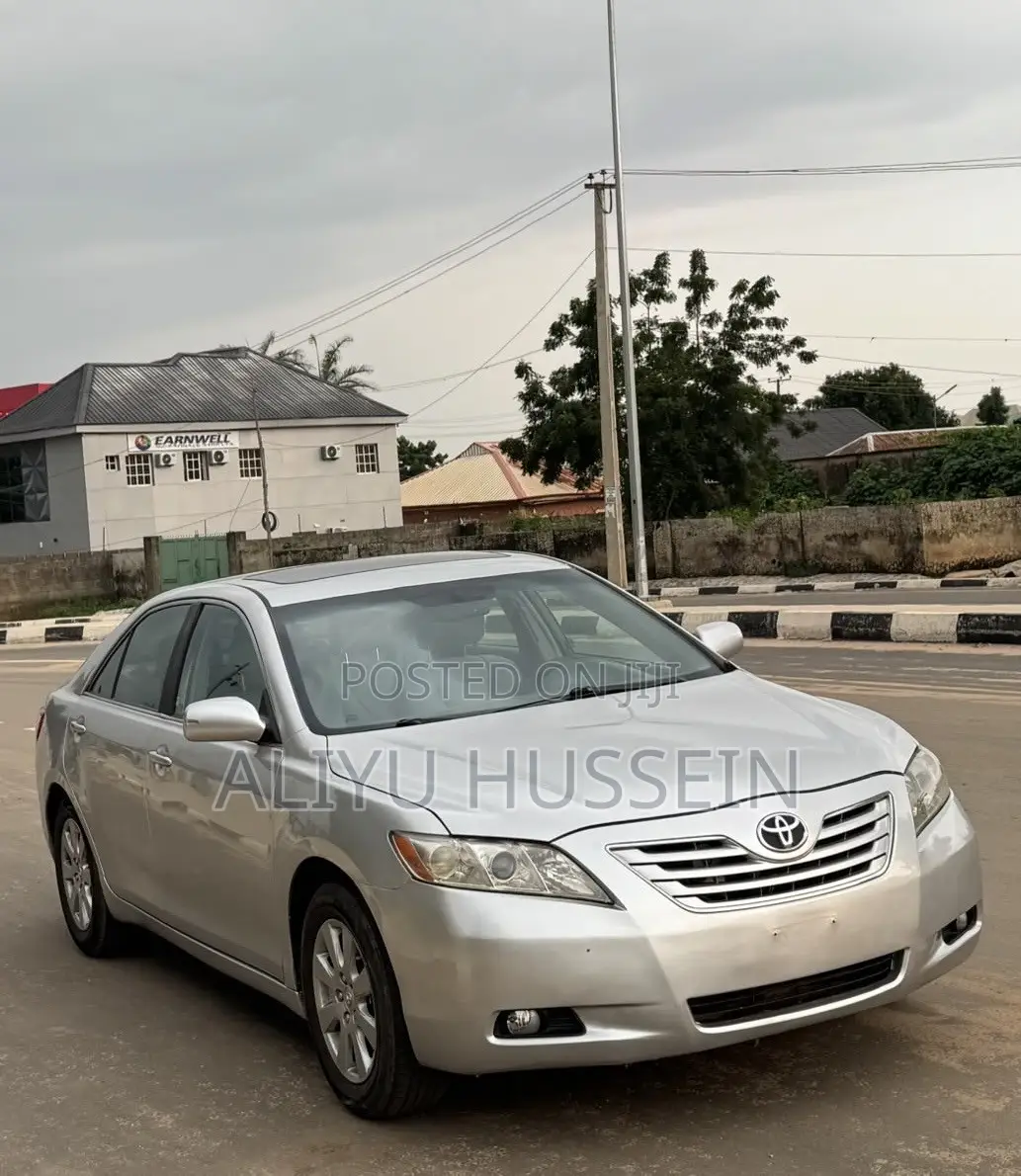 Toyota Camry 2008 Silver
