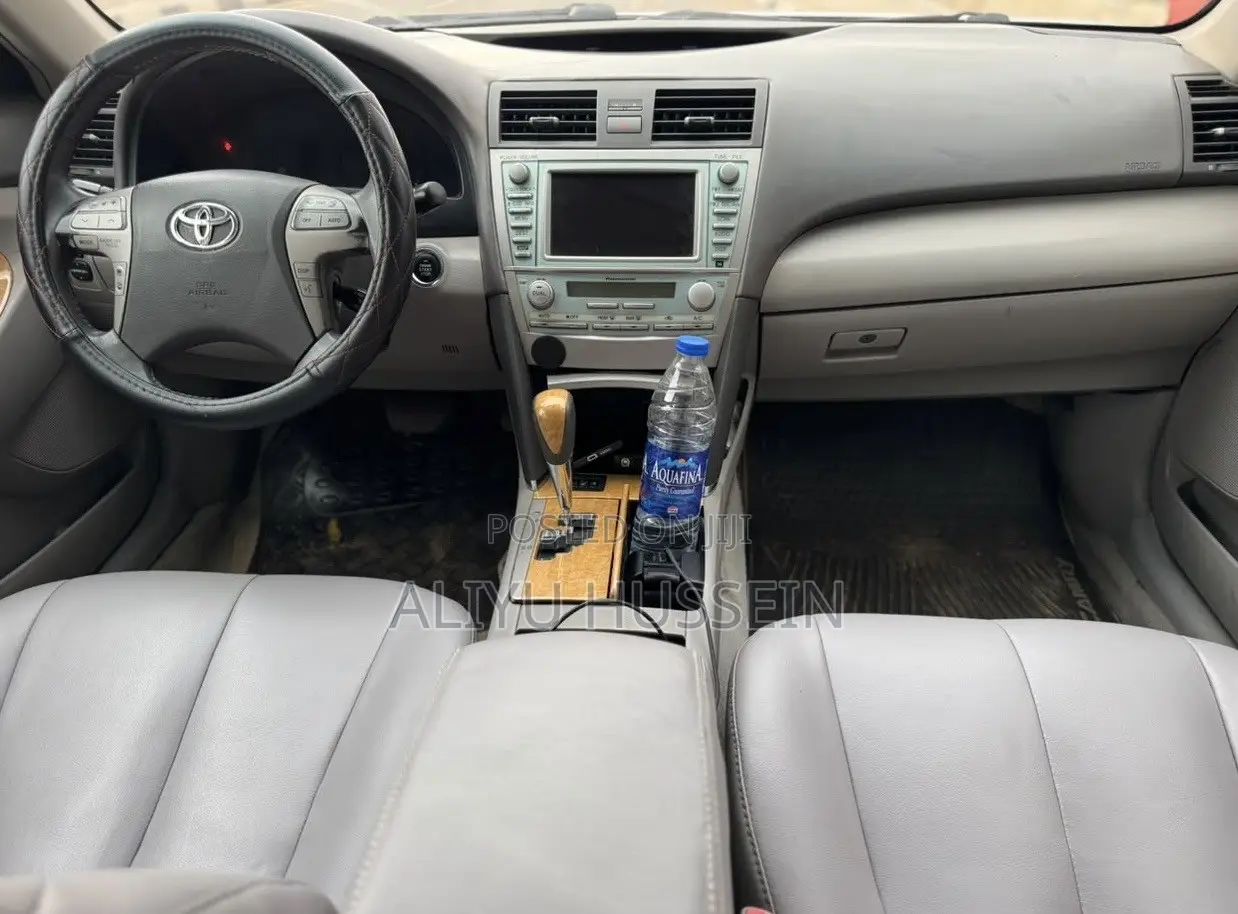 Toyota Camry 2008 Silver