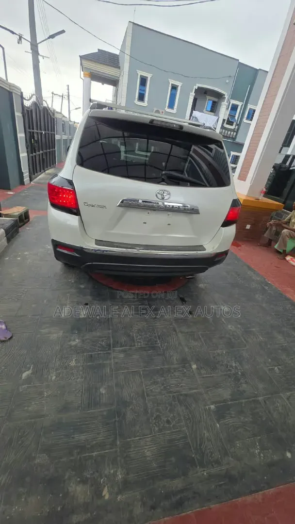 Toyota Highlander 2013 White