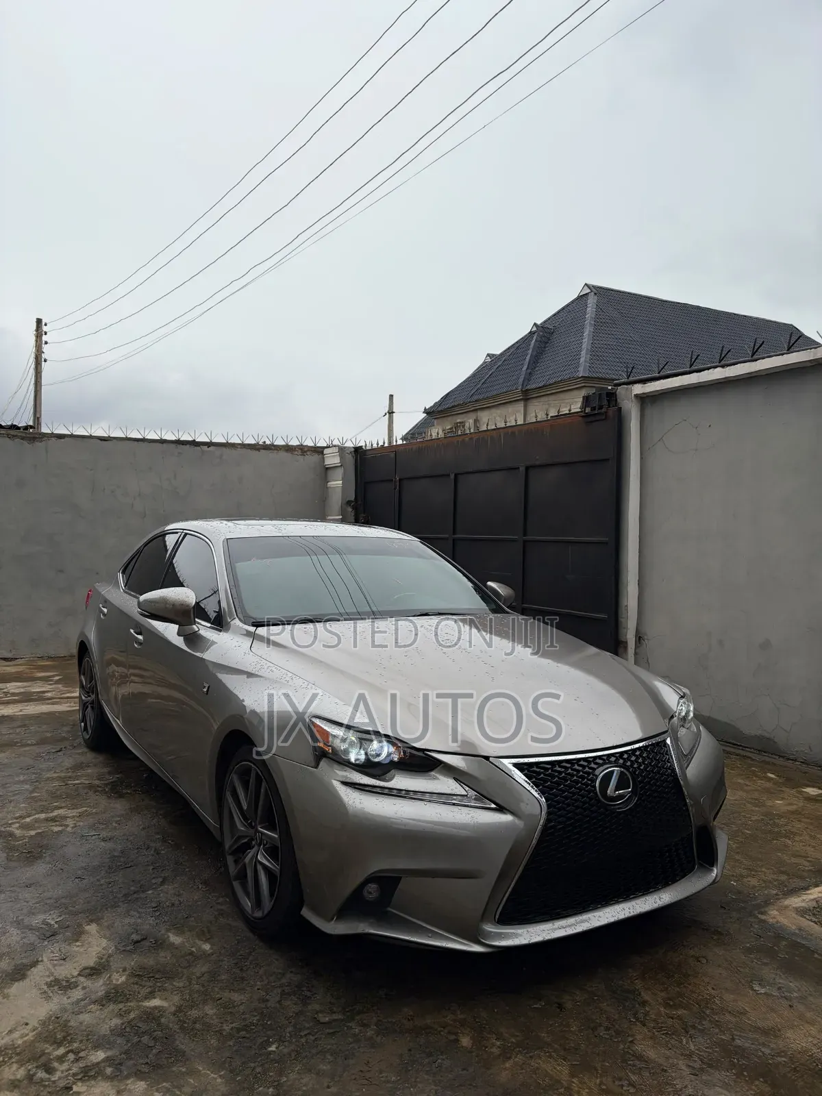 Lexus IS 250 4WD 2015 Gold