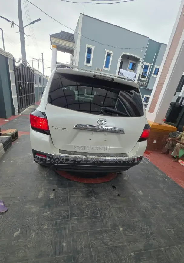 Toyota Highlander 2013 White