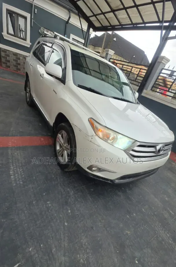 Toyota Highlander 2013 White