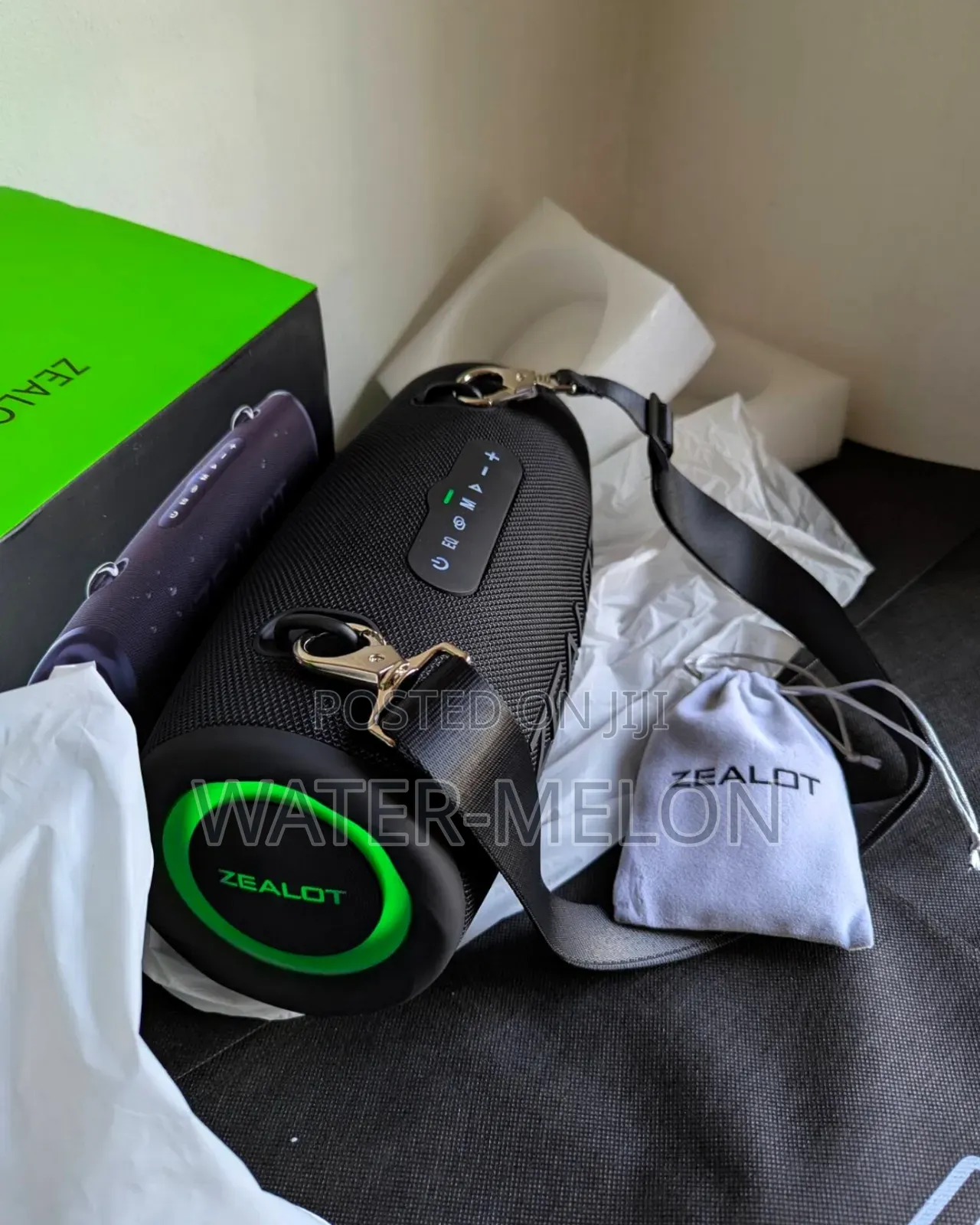 Brand New Zealot S-87Bluetooth Speaker.