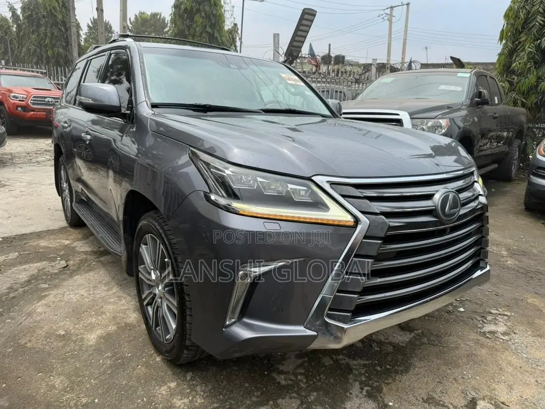 Lexus LX 570 AWD 2017 Gray