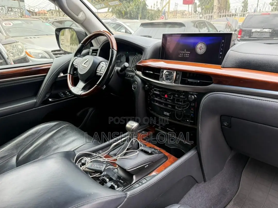 Lexus LX 570 AWD 2017 Gray
