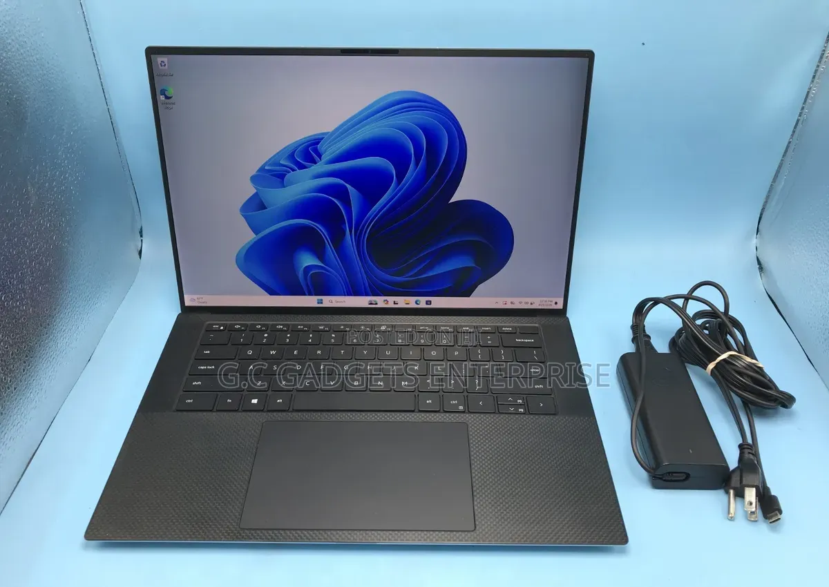 Laptop Dell XPS 15 9500 16GB Intel Core i9 SSD 512GB
