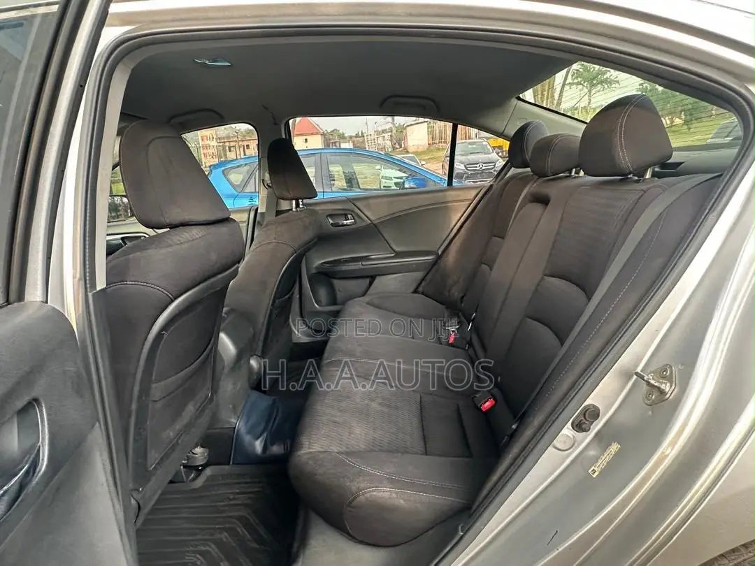 Honda Accord Sport 4dr Sedan FWD (2.4L 4cyl 2A) 2013 Gray