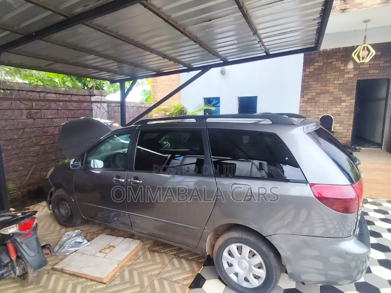 Toyota Sienna 2006 Black
