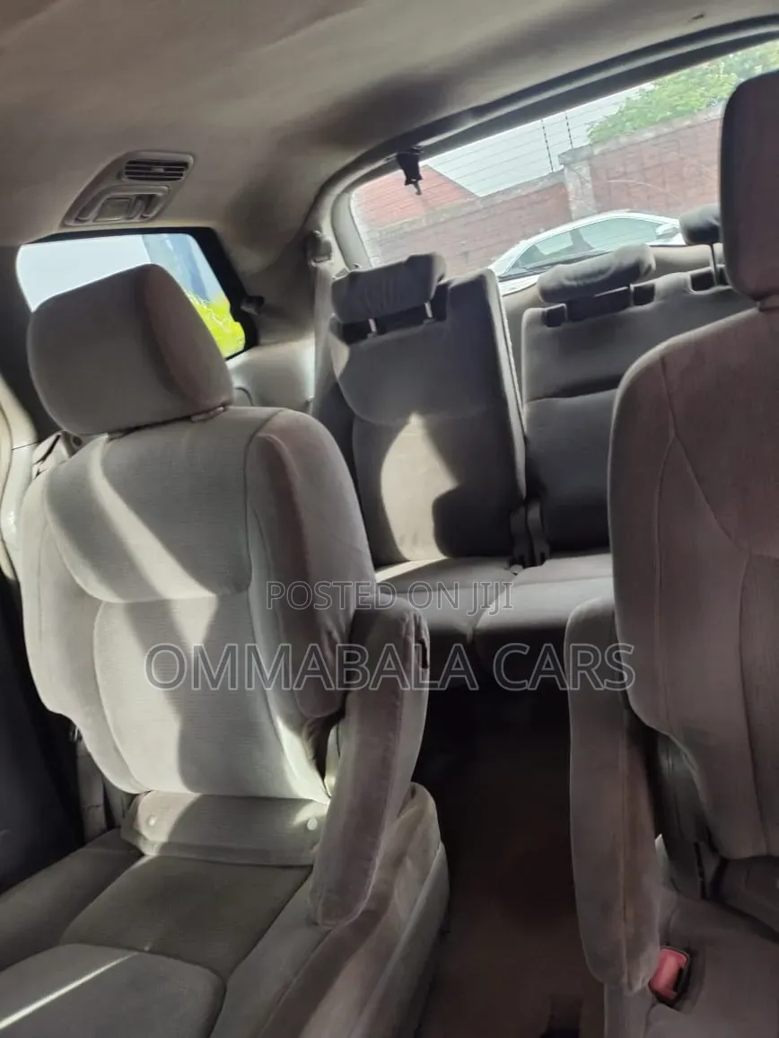 Toyota Sienna 2006 Black