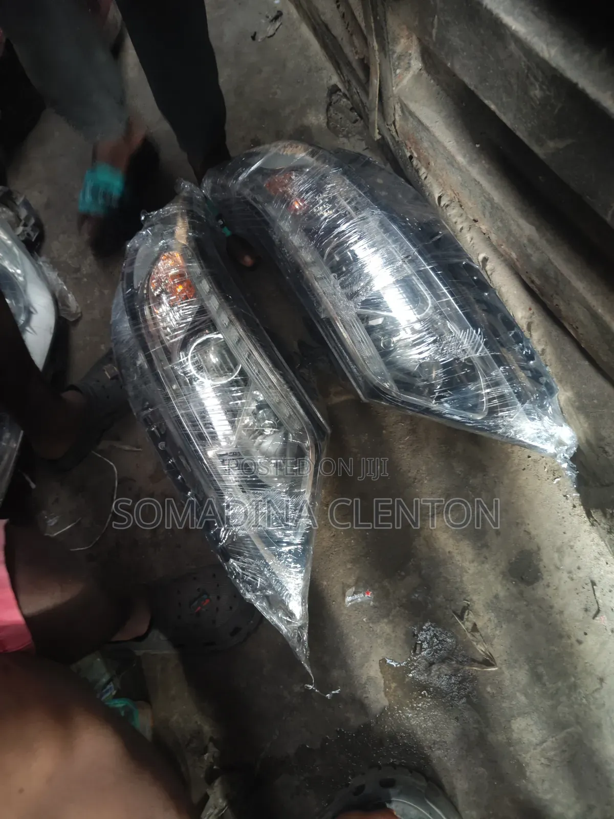 Head Lamp Set Kia Sorrento 2014 Model