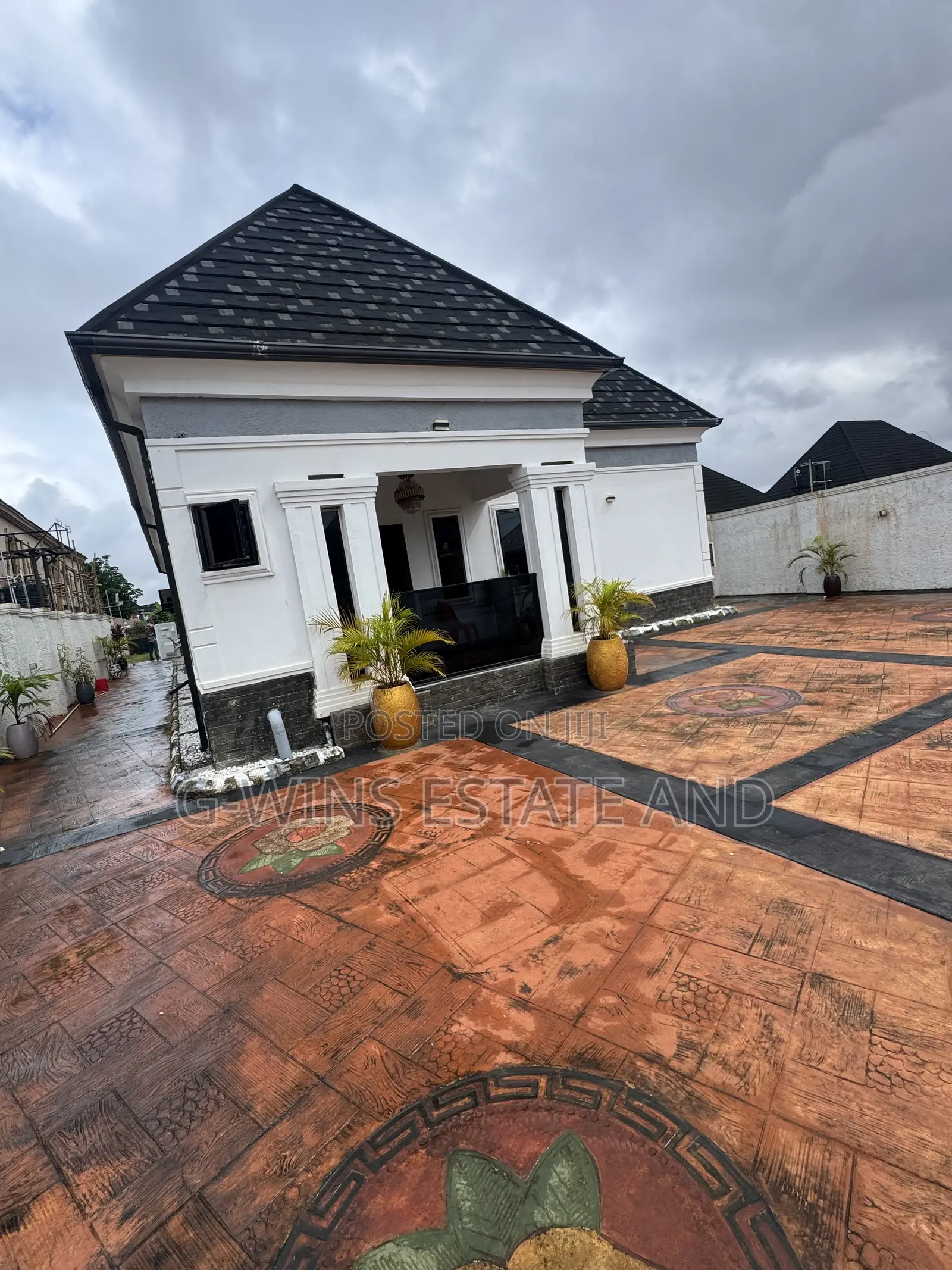 4bdrm Bungalow in Amagba Gra Extension, Benin City for sale