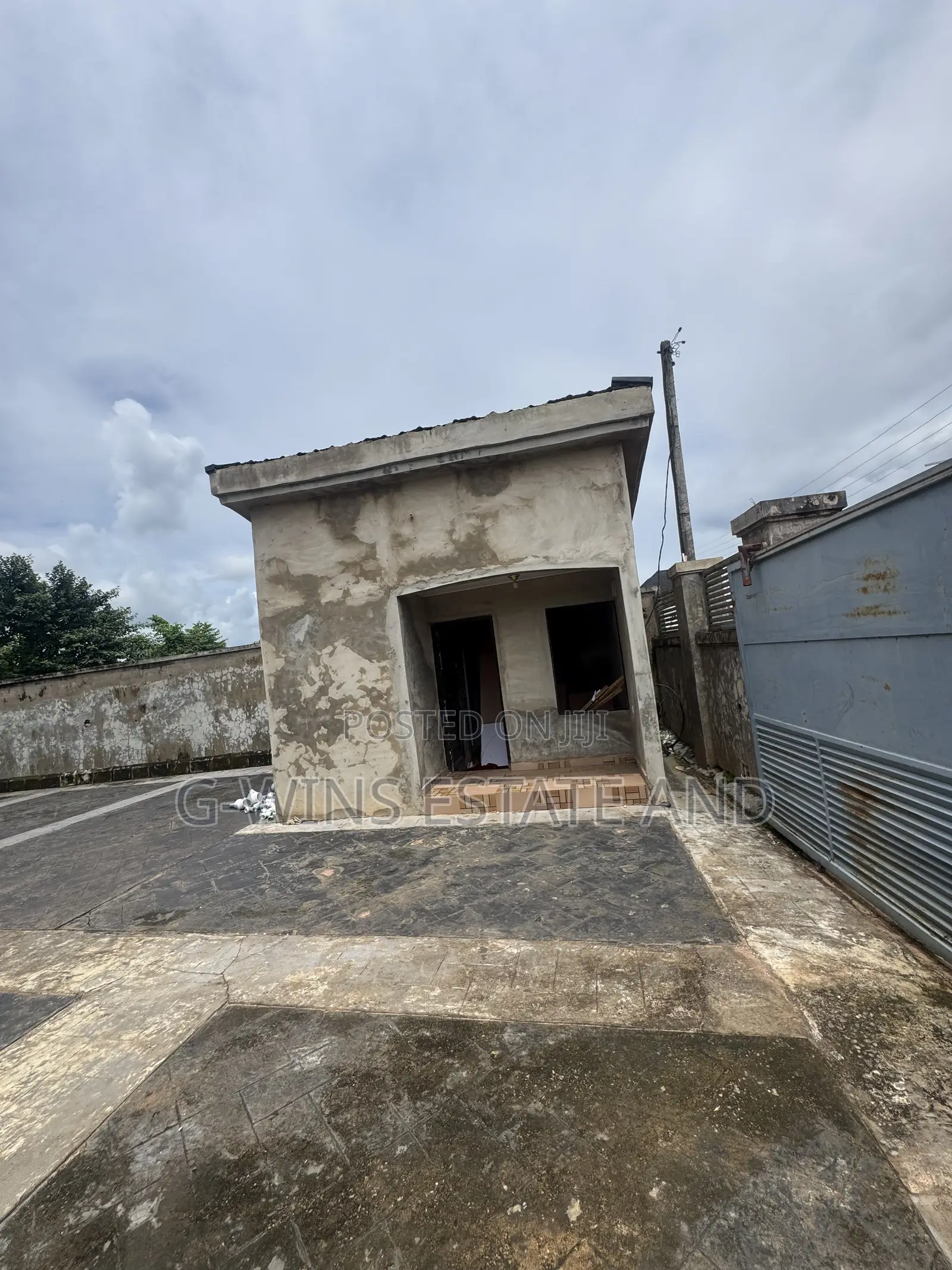 4bdrm Duplex in Ogumwenyi Community, Benin City for sale