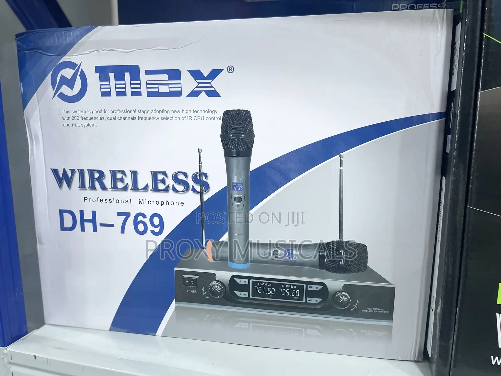 Max Dh-769 Professional Uhf Dual Wireless Microphone System
