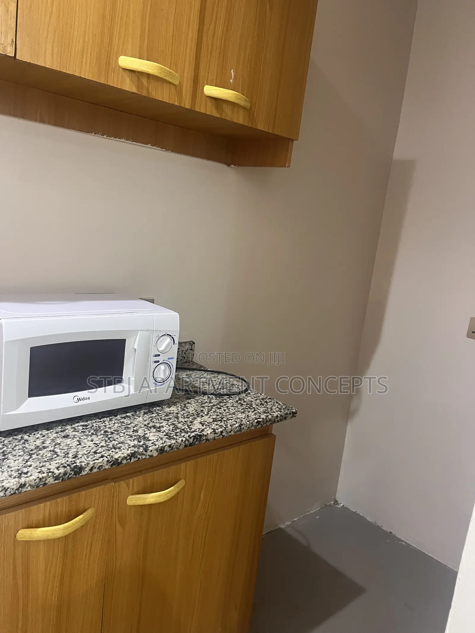 Furnished Studio Apartment in Uriel Curt, Wuye for rent