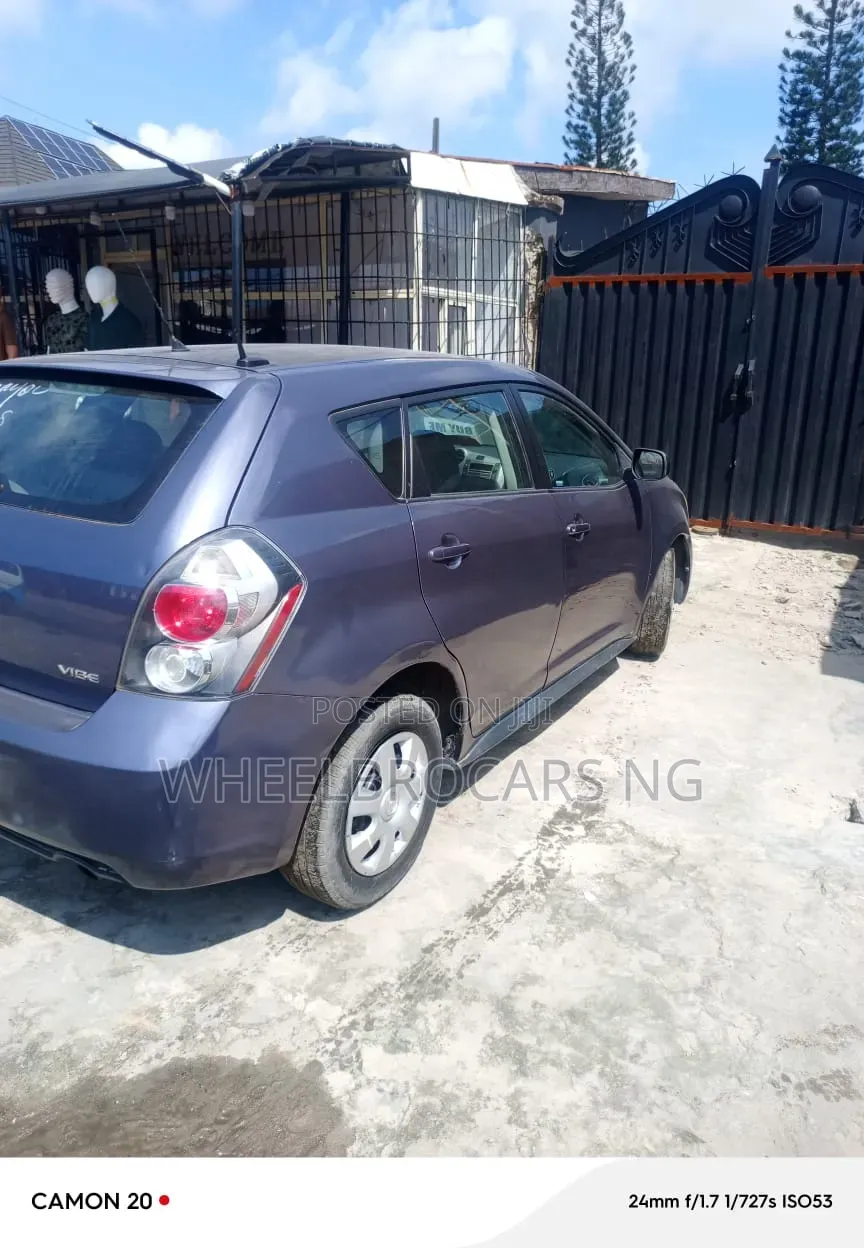 Pontiac Vibe 1.8L 2010 Blue