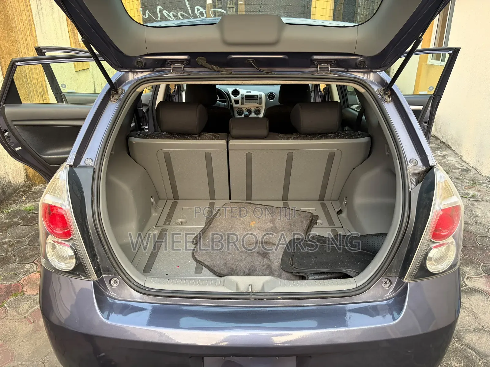 Pontiac Vibe 1.8L 2010 Blue