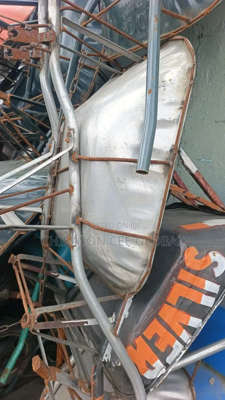 Wheelbarrow